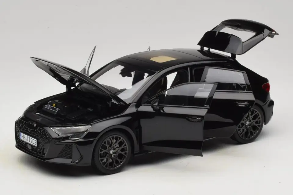 NOREV AUDI RS 3 2025 1:18