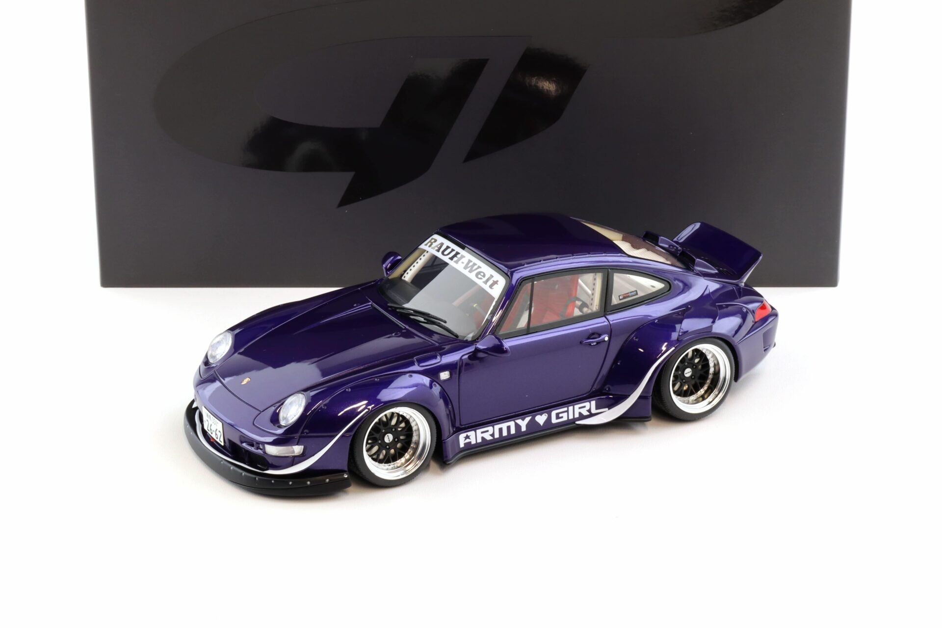 1:18 GT Spirit 2015 Porsche 911 993 RWB Army Girl