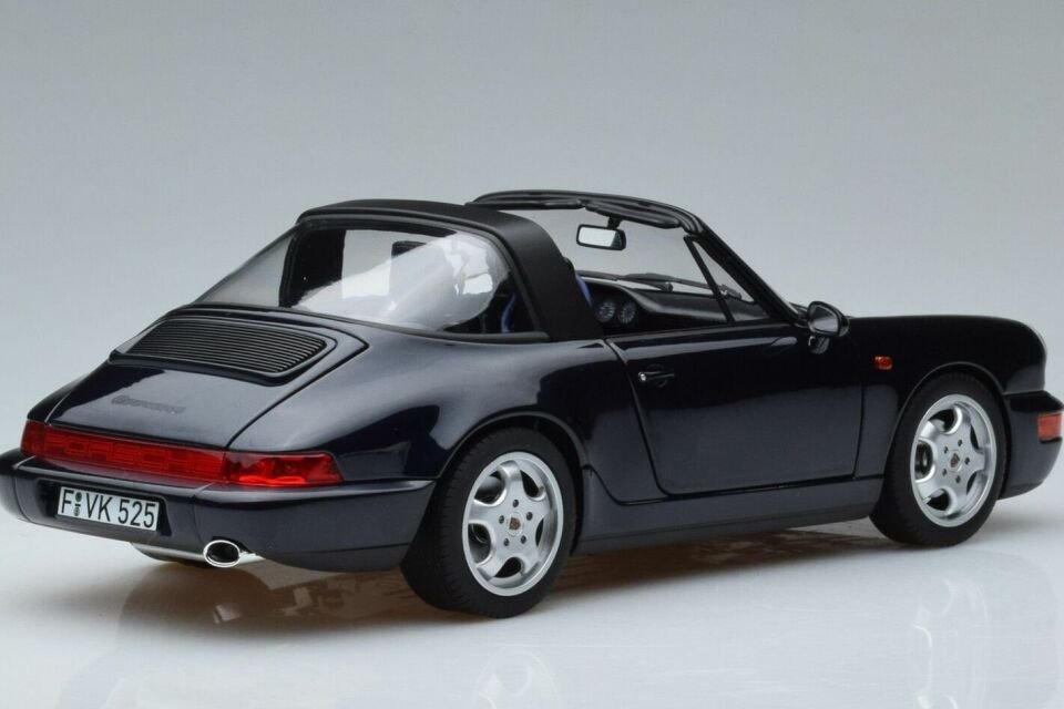1:18 Norev 1991 Porsche 911 Carrera 4 Targa - Dark Blue