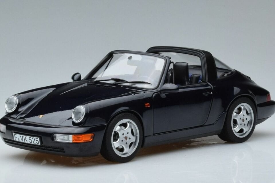 1:18 Norev 1991 Porsche 911 Carrera 4 Targa - Dark Blue