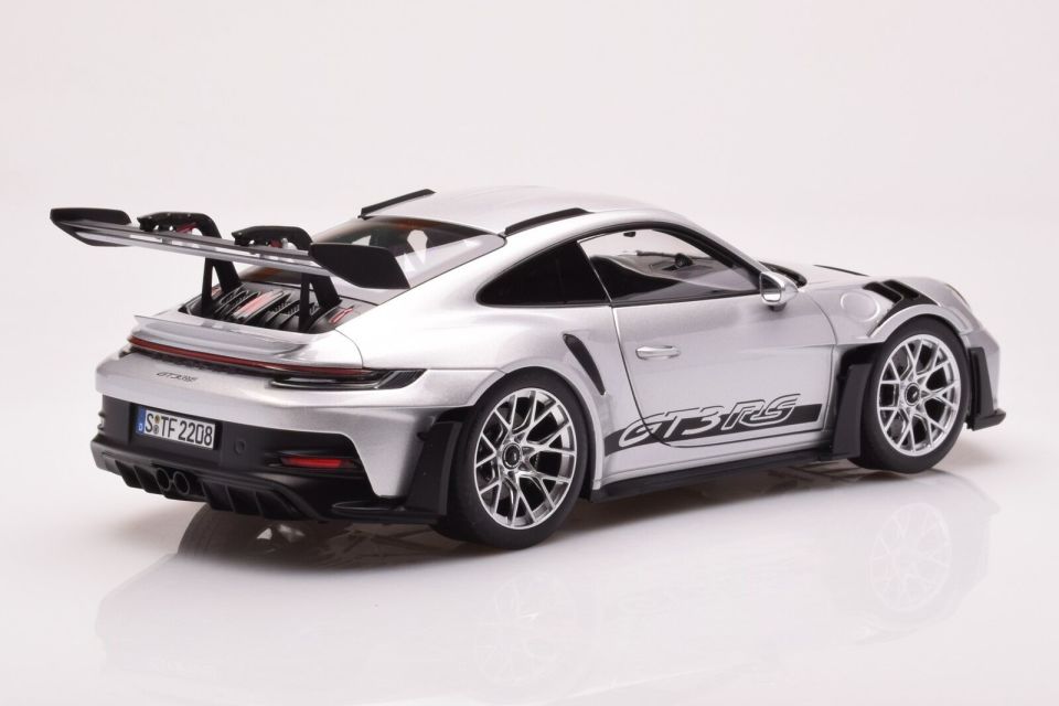 NOREV PORSCHE 911 992 II GT3 RS 2022 1:18