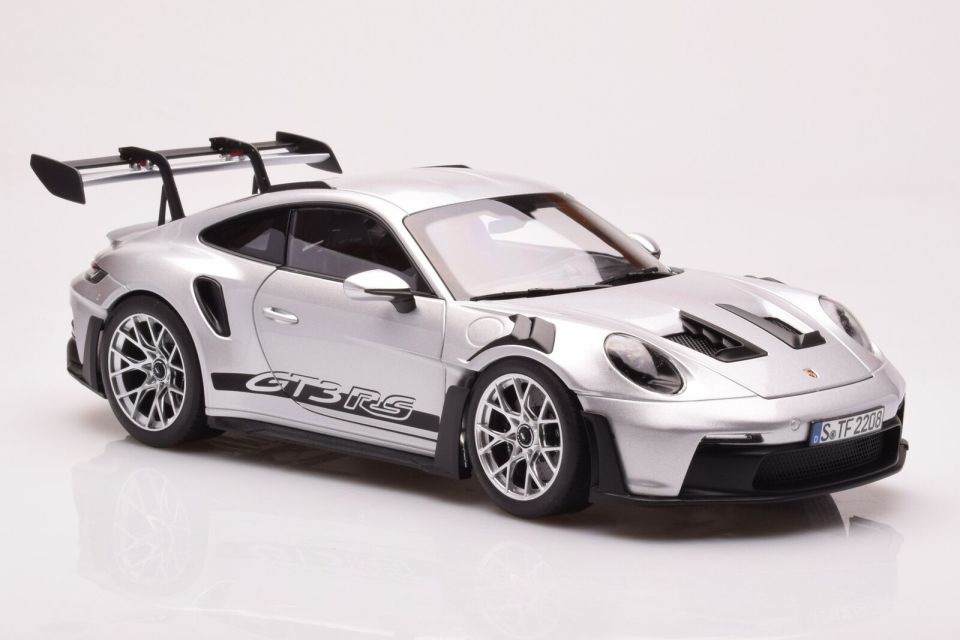 NOREV PORSCHE 911 992 II GT3 RS 2022 1:18