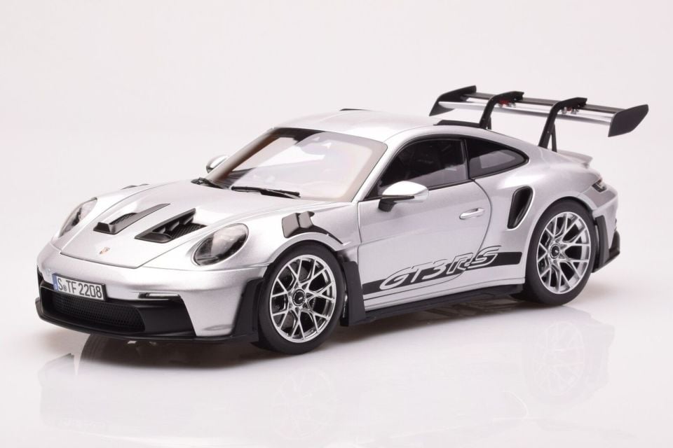 NOREV PORSCHE 911 992 II GT3 RS 2022 1:18