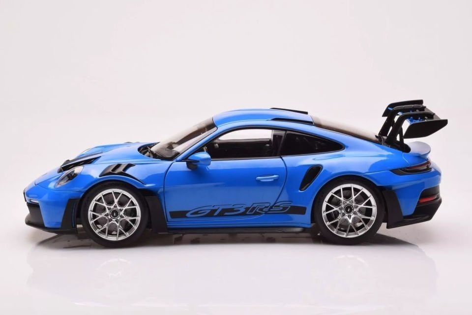 NOREV PORSCHE 911 GT3 RS HAIBLAU 2022 1:18 (187358)