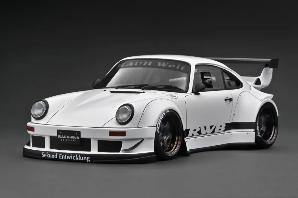 IGNITION MODEL RWB 930 1:18