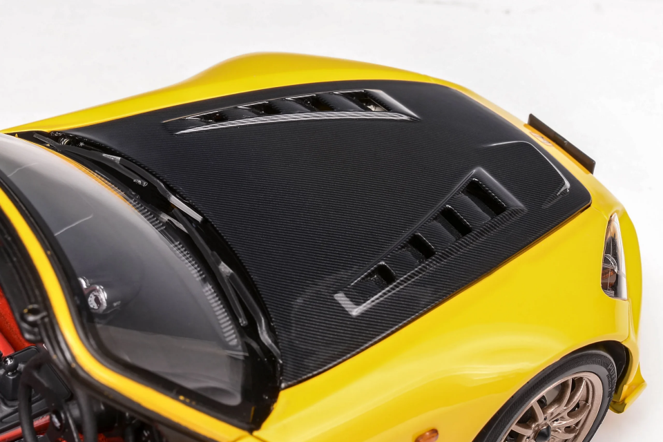 1:18 Motorhelix 2001 Honda S2000 AP2