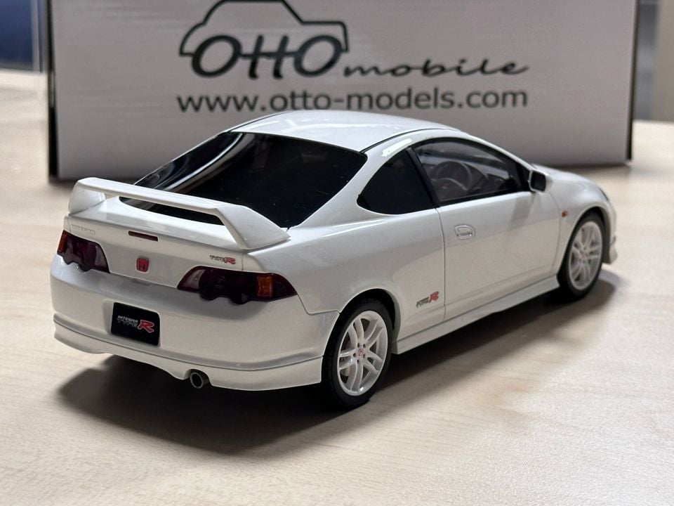 OTTO HONDA CIVIC TYPE-R FD2 2007 (OT304) 1:18