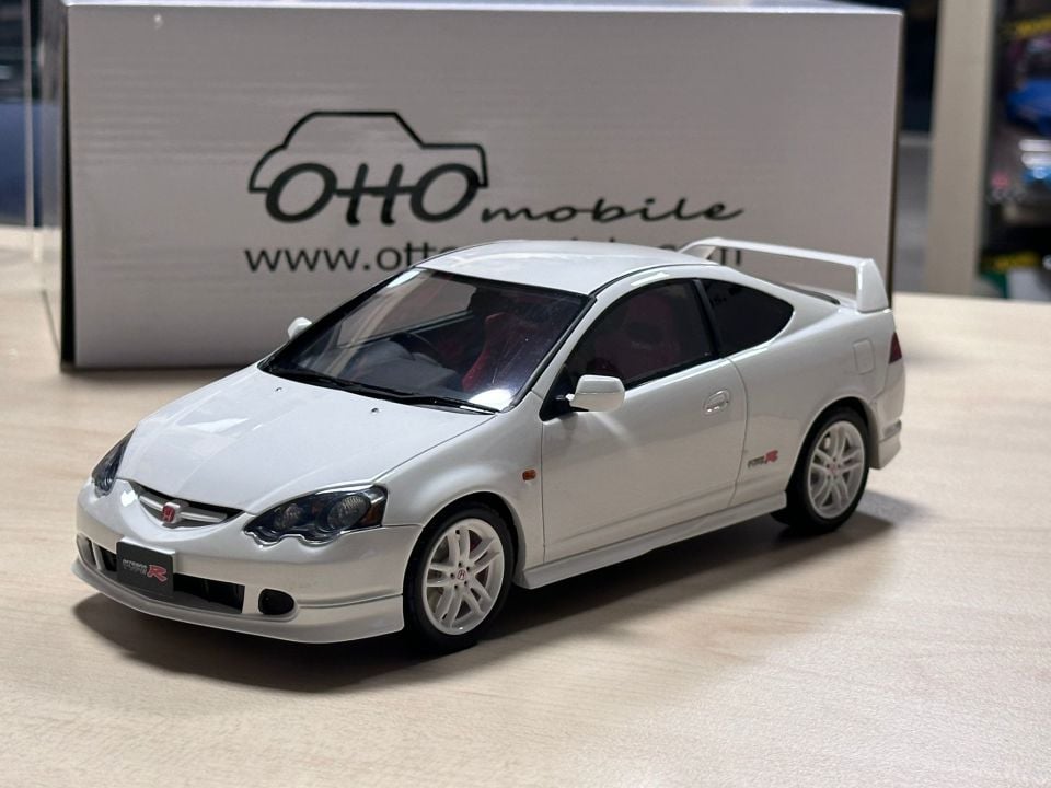 OTTO HONDA CIVIC TYPE-R FD2 2007 (OT304) 1:18