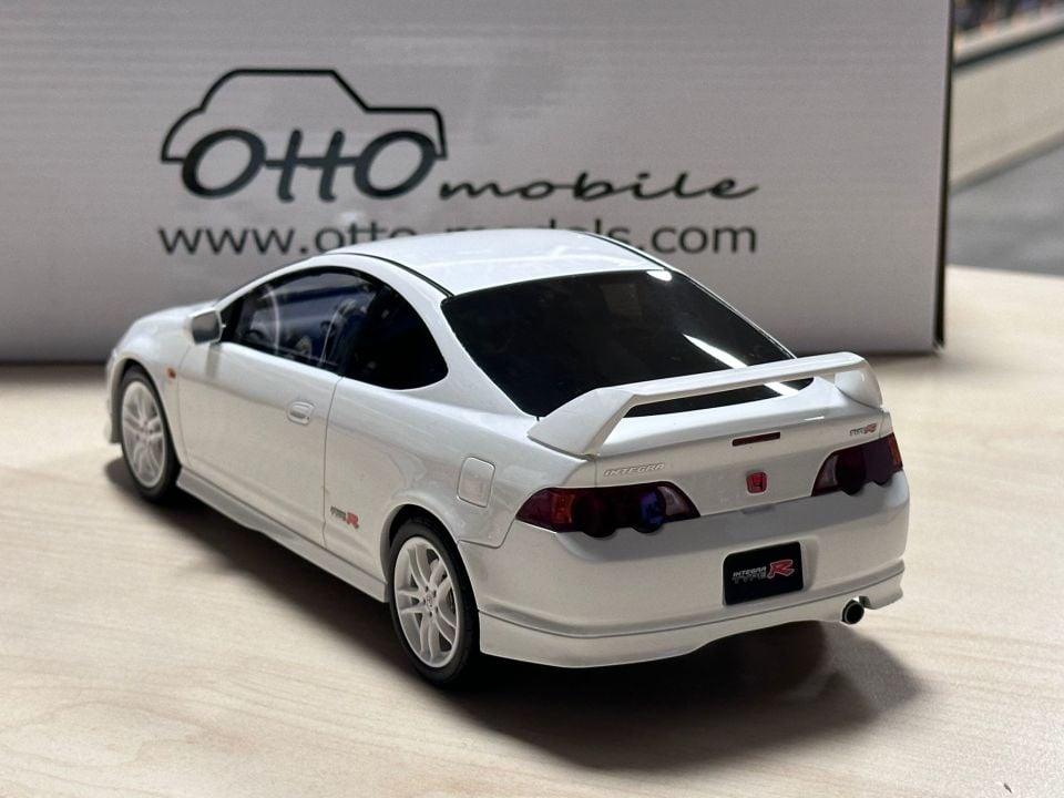 OTTO HONDA CIVIC TYPE-R FD2 2007 (OT304) 1:18
