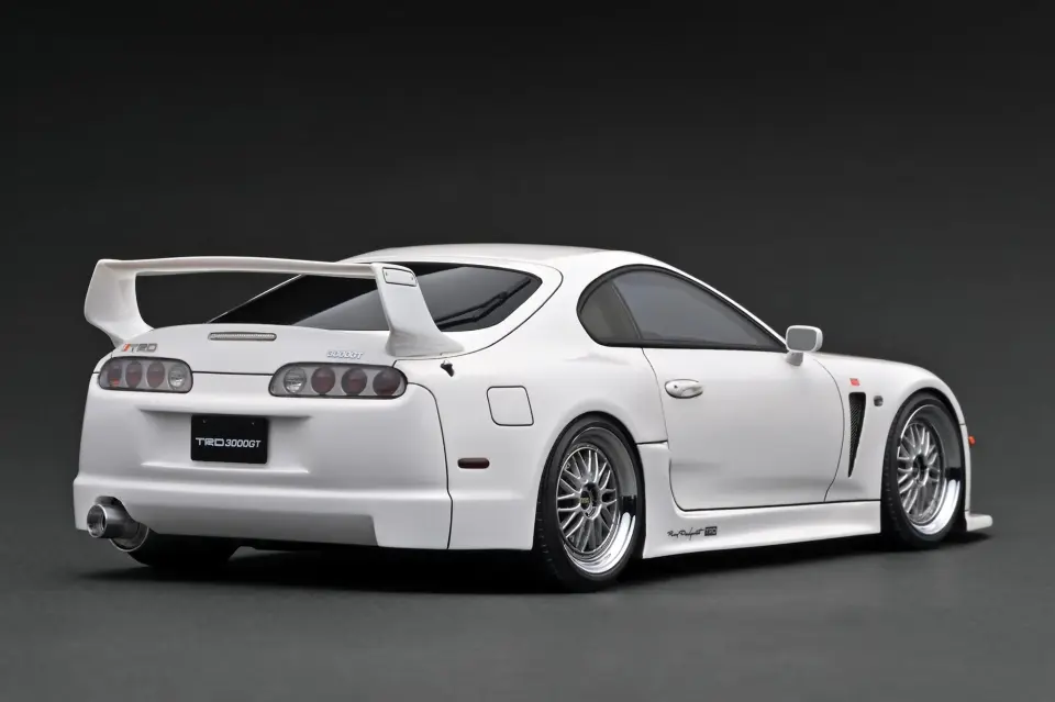 IGNITION MODEL TOYOTA SUPRA (A80) TRD 3000GT WHITE 1:18 (IG3597)