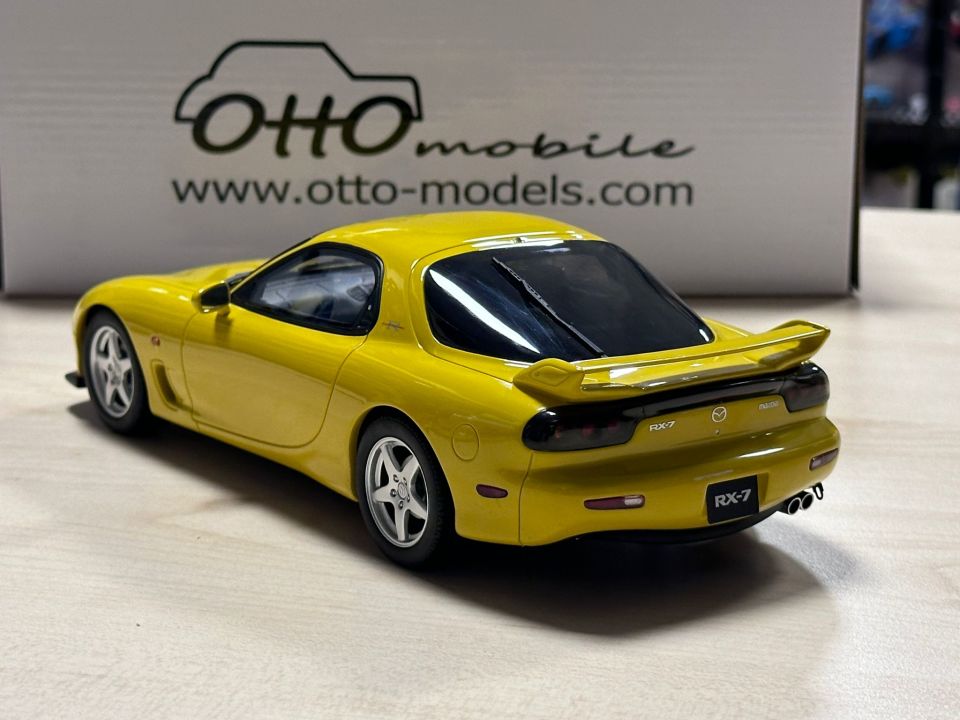 OTTO MAZDA RX7 FD TYPE-R BATHURST R (OT397) 1:18