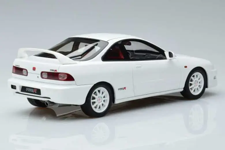 OTTO HONDA INTEGRA TYPE-R DC2 1:18