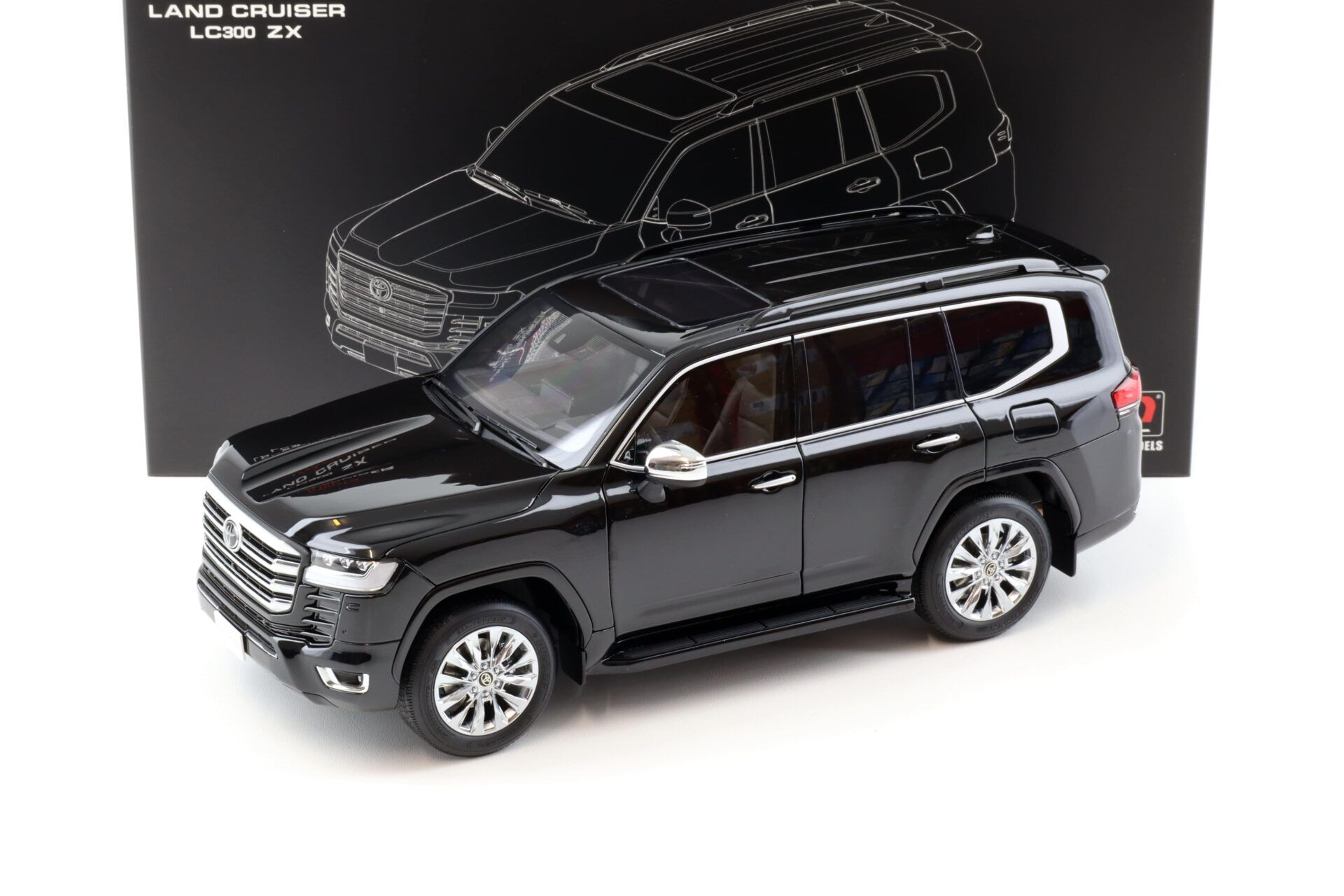 1-18 Toyota Land Cruiser 300-ZX Black color