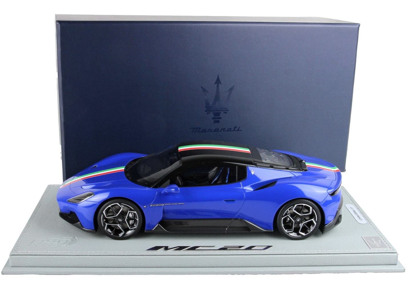 BBR MASERATI MC 20 BLUE INFINITION 1:18 (1/1 LMTD)