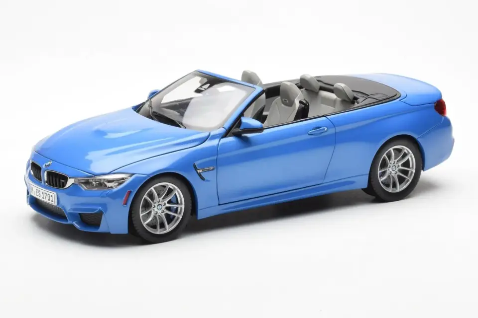 PARAGON BMW M4 (F82) CONVERTIBLE YAS MARINA BLUE 2015 1:18