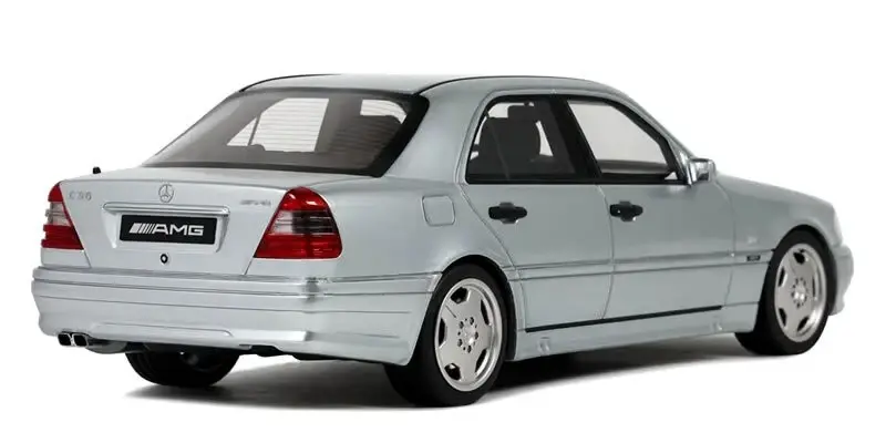 OTTO MERCEDES BENZ C63 AMG W202 1:18 (OT443)