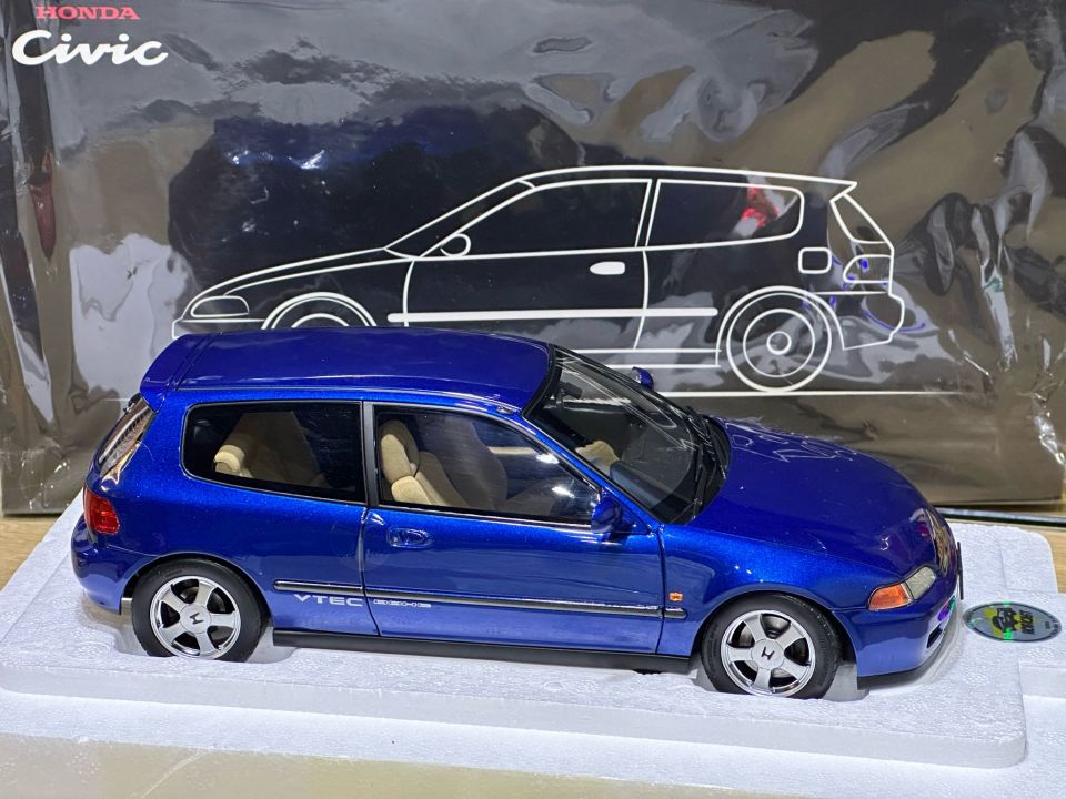 LCD MODEL HONDA CIVIC SIR II EG6 VTEC 1993 1:18