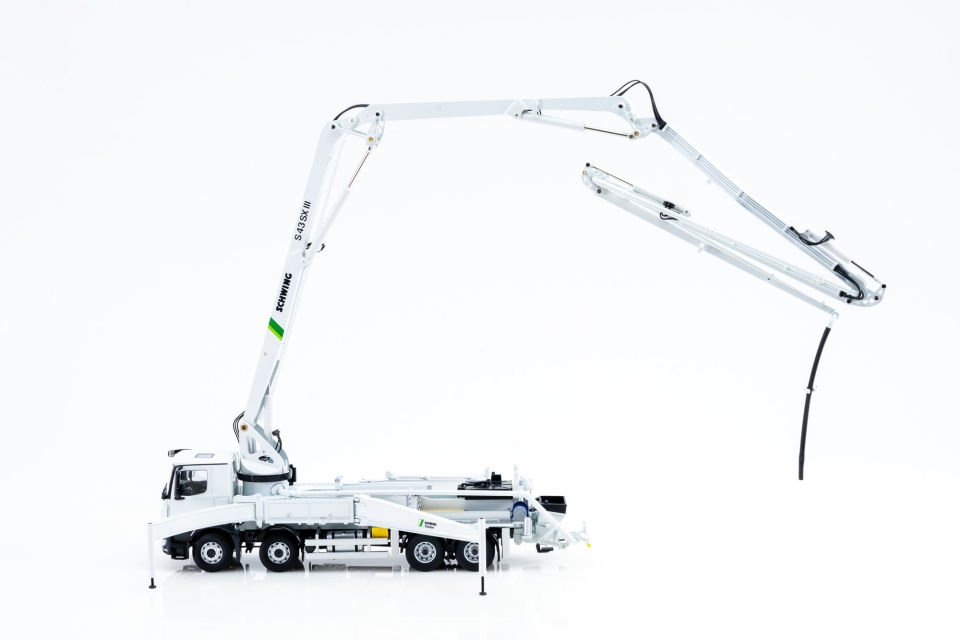 NZG MERCEDES BENZ AROCS 8X4 SCHWING S43SX III (951) 1:50