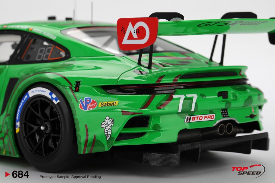 1:18 TopSpeed 2023 Porsche 911 GT3R Sebring 12 Hours No77