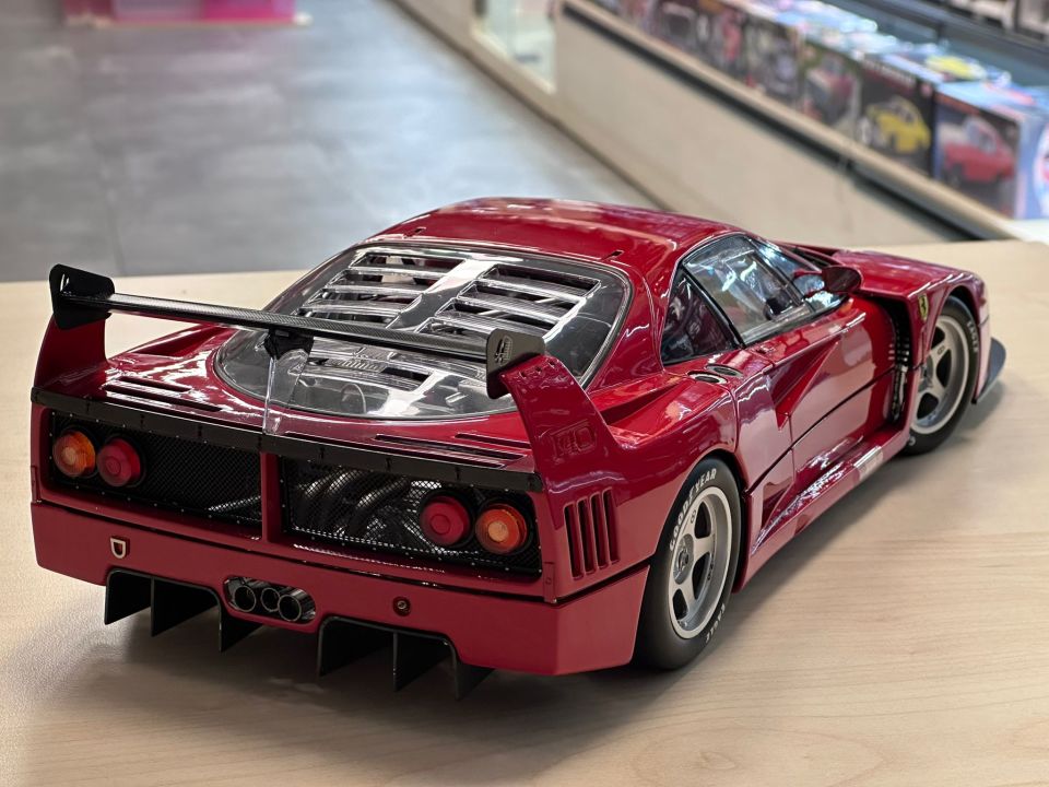KYOSHO FERRARI F40 1:12 (KS08602CR)