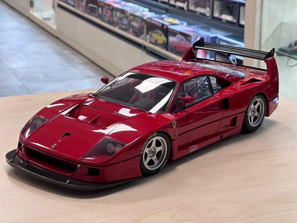 KYOSHO FERRARI F40 1:12 (KS08602CR)