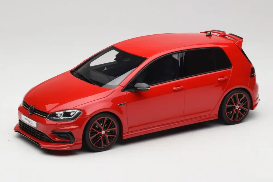 OTTO VOLKSWAGEN GOLF 7.5 R OETTINGER 1:18 (OT1118)