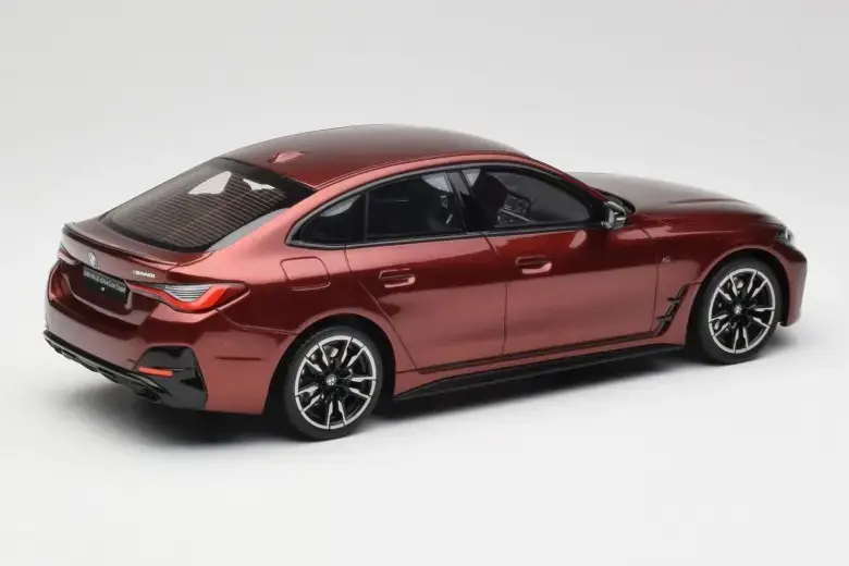 OTTO BMW M440İ XDRIVE GRAN COUPE 1:18 (OT1075)
