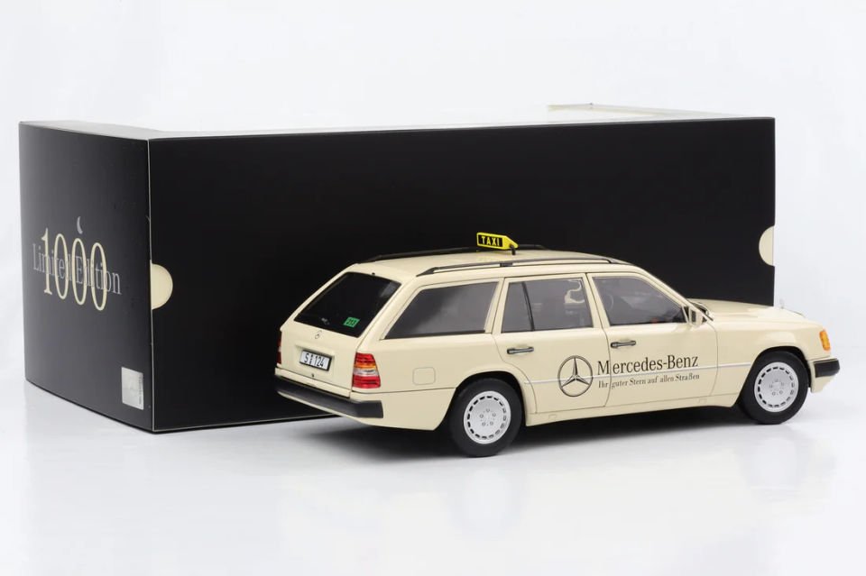 NOREV MERCEDES BENZ 300 D TAXI 1:18 (B66040702)