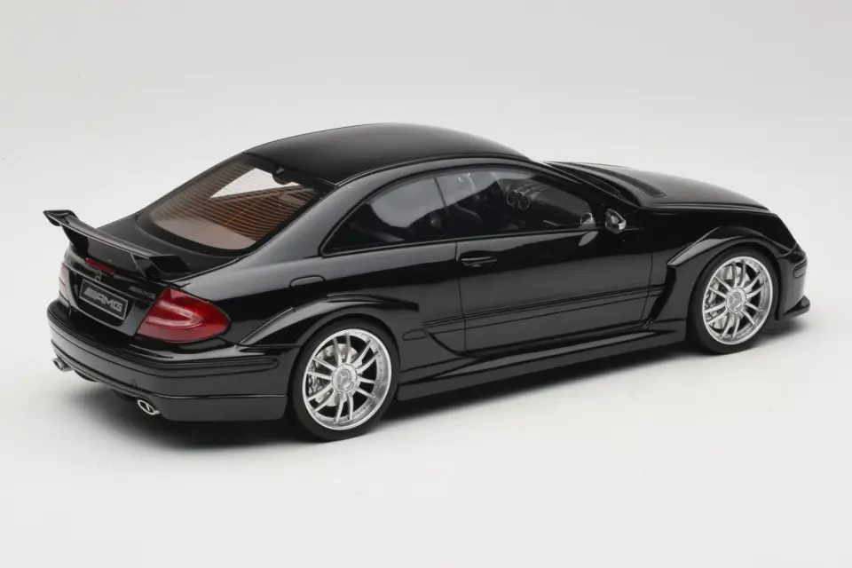 OTTO MERCEDES BENZ C209 CLK DTM AMG COUPE 1:18 (OT1191)