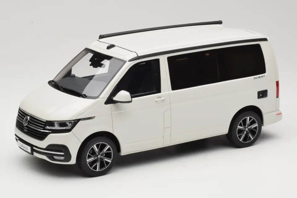 OTTO VOLKSWAGEN T6.2 CALIFORNIA OCEAN 1:18 (OT488)