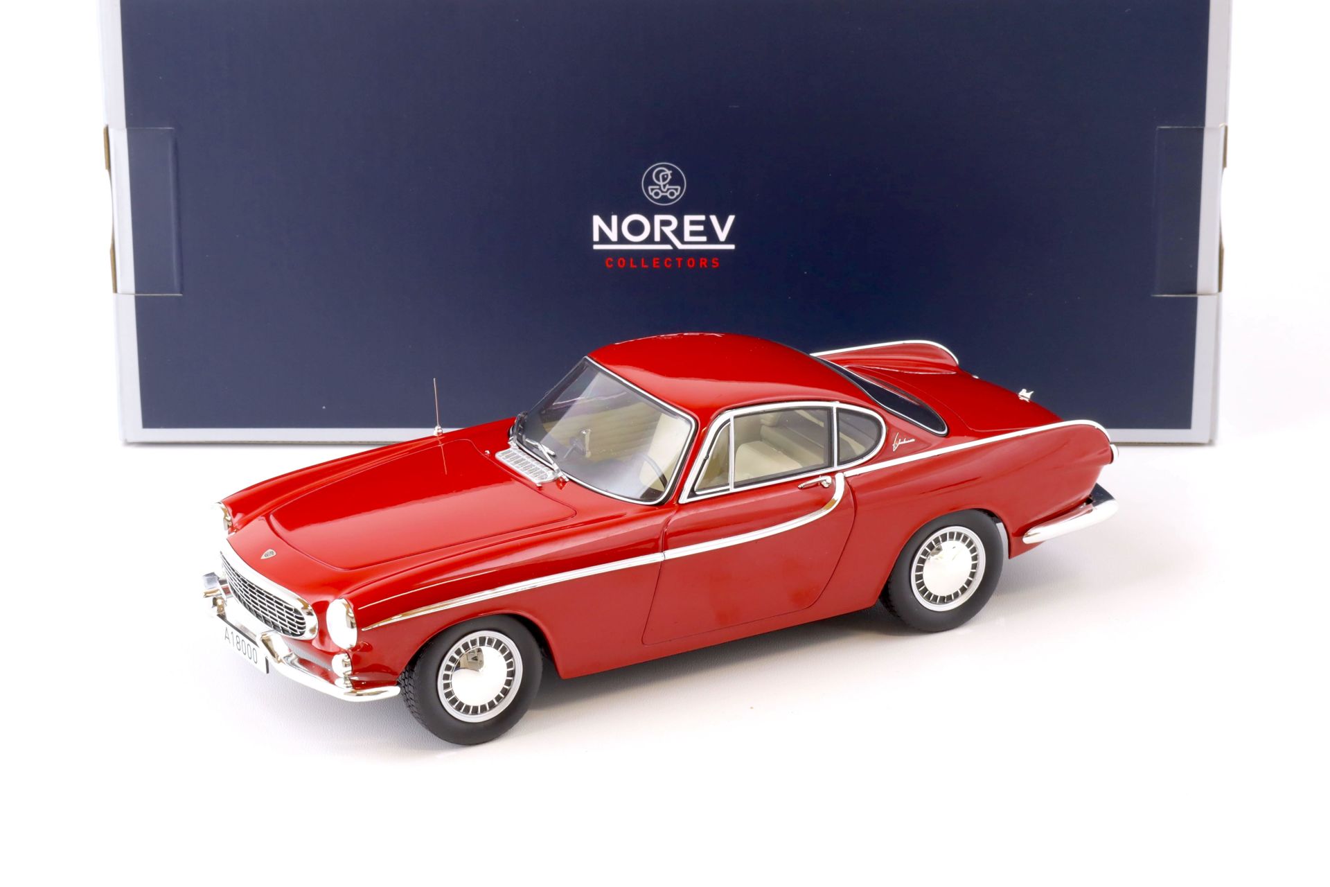NOREV VOLVO P1800 1961 1:18 (188700)