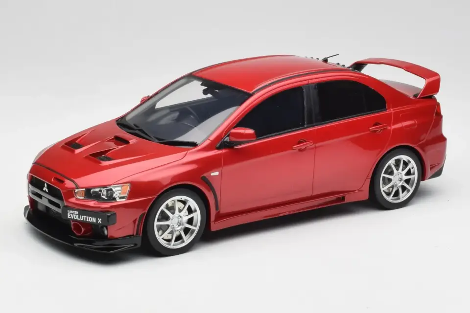 OTTO MITSUBISHI LANCER EVO X 1:18 (OT1084)