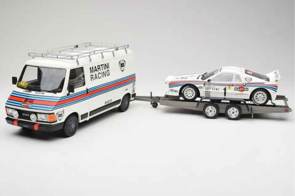 OTTO RALLY PACK LANCIA RNC FIAT 242 - LANCIA 037 1983 1:18 (OT360)