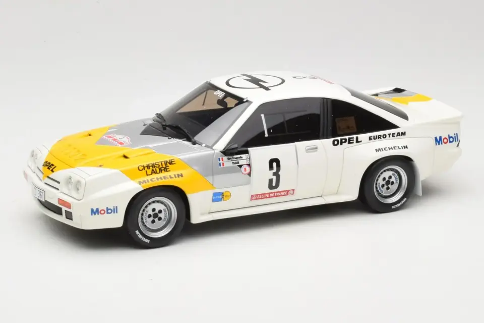 OTTO RALLY PACK OPEL - CHEVROLET G30 - OPEL MANTA 400 1:18 (OT491)