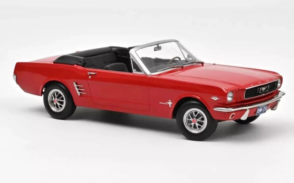 NOREV FORD MUSTANG CONVERTIBLE 1966 1:18 (182810)