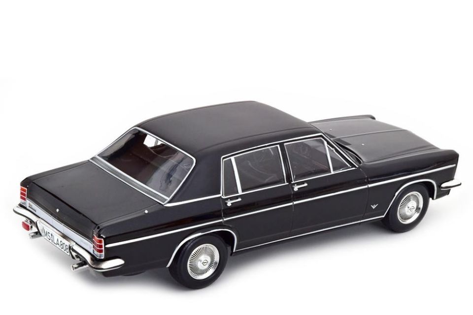 NOREV OPEL DIPLOMAT V8 1969 1:18 (183687)