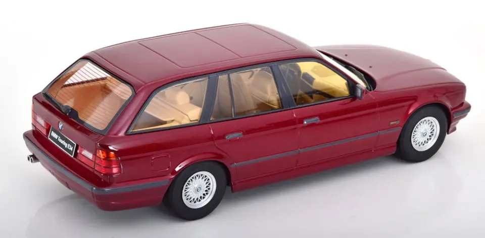 TRIPLE 9 BMW 5 SERIES TOURING E34 1996 1:18 (T9-1800402)