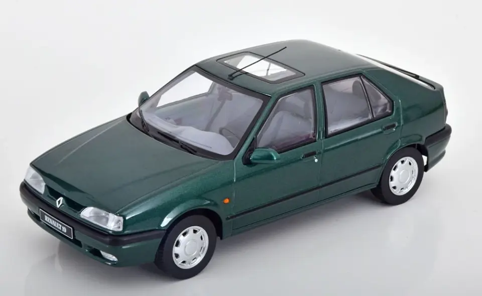 TRIPLE 9 RENAULT 19 1994 1:18 (T9-1800450)