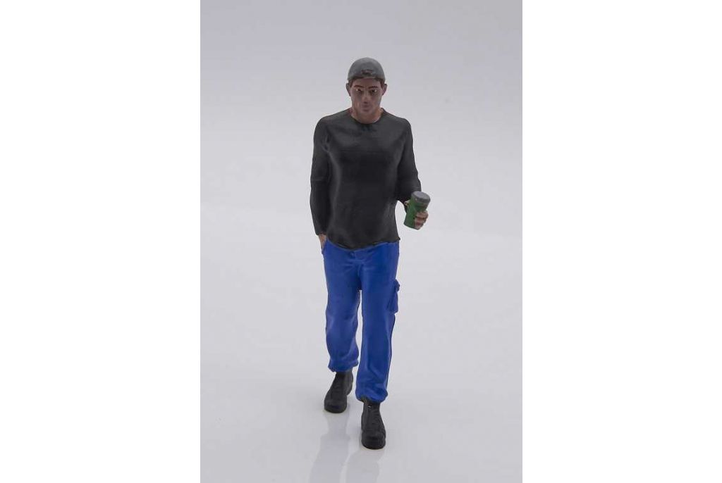 ATLANTIC DIORAMA FIGURE KEVIN 1:18