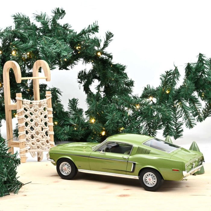 NOREV FORD MUSTANG FASTBACK GT 1968 1:12 (122704)