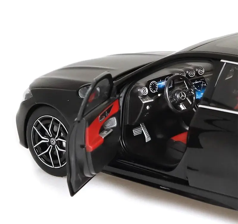 NZG MERCEDES BENZ C CLASS 1:18