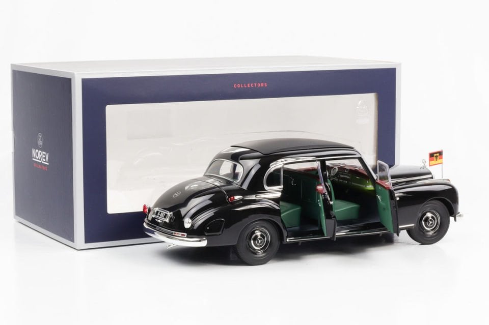 NOREV MERCEDES BENZ 300 KONRAD ADENAUER 1955 1:18 (183707)