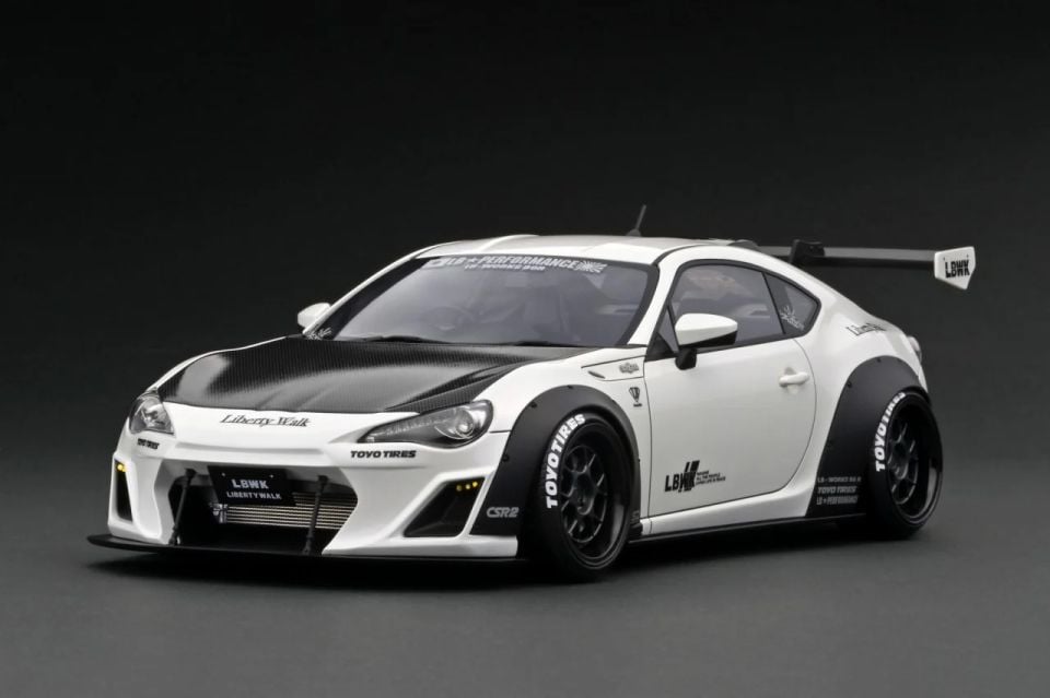 IGNITION MODEL 1:18 TOYOTA  LB NATION 86 WORKS (IG2667)