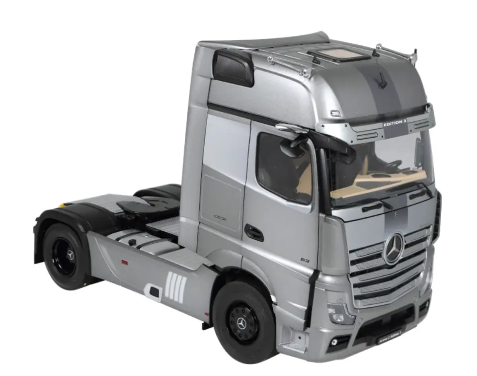 NZG MERCEDES BENZ ACTORS L GIGASPACE 4x2 1:18
