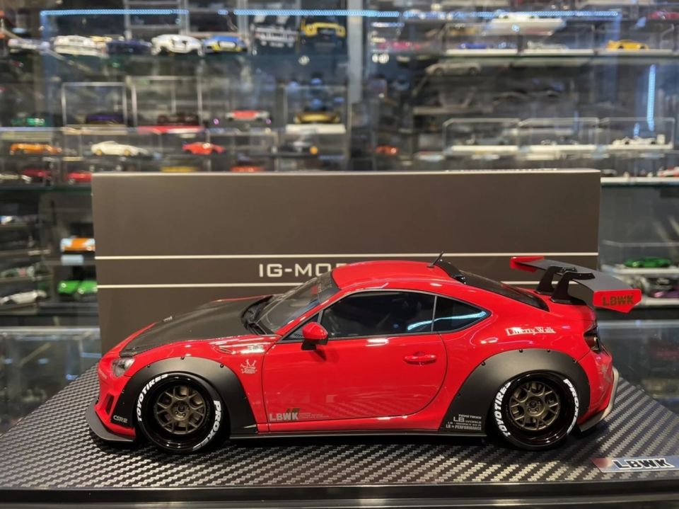 IGNITION 1:18 TOYOTA LB NATION 86 WORKS