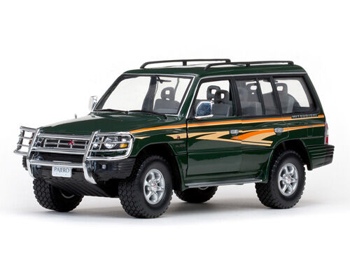 1998 Mitsubishi Pajero Long 3.5 V6 Pikap 1:18