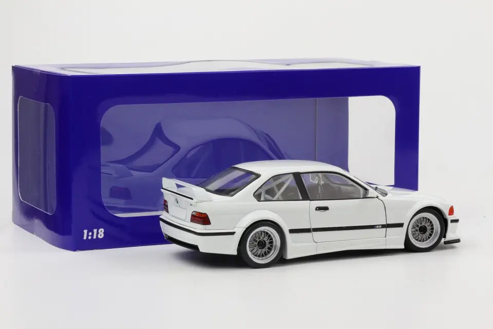 WERK83 BMW M3 E36 GTR PLAIN BODY 1:18
