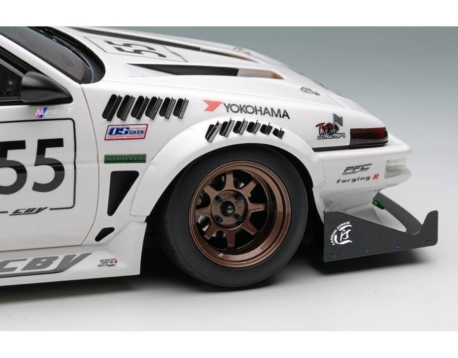 MAKEUP 1:18 Cristal Body Yokohama Sprinter Trueno GT-APEX (AE86)