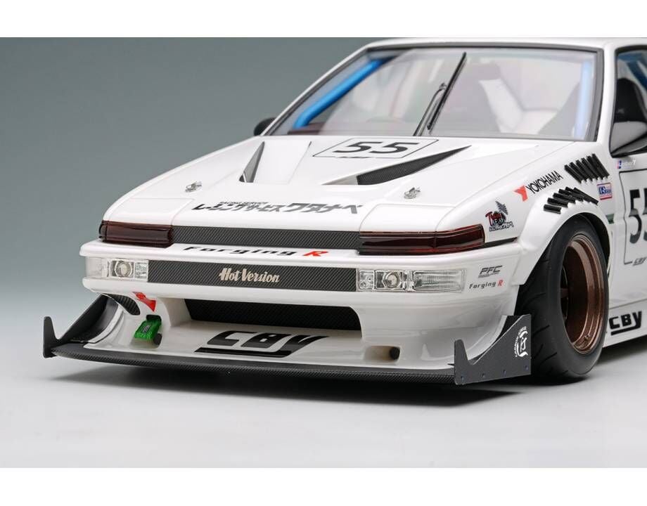MAKEUP 1:18 Cristal Body Yokohama Sprinter Trueno GT-APEX (AE86)