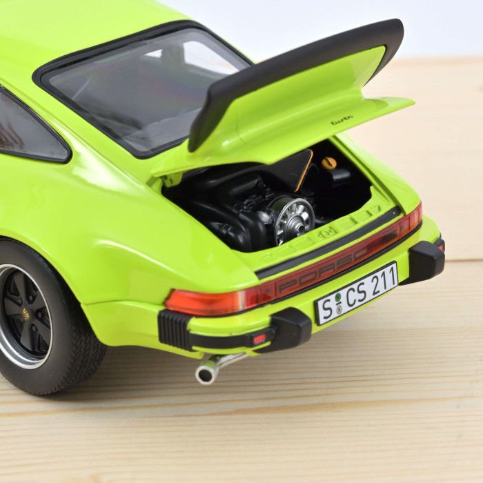 NOREV PORSCHE 911 TURBO 3.0 1976 1:18 (187666)